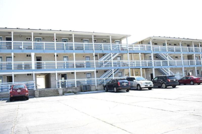 Blue Heron Motel image
