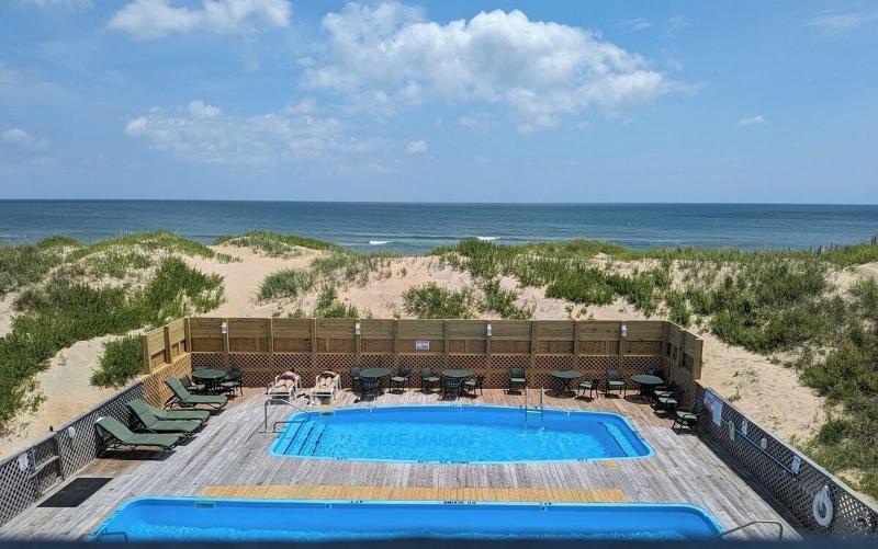 Blue Heron Motel image