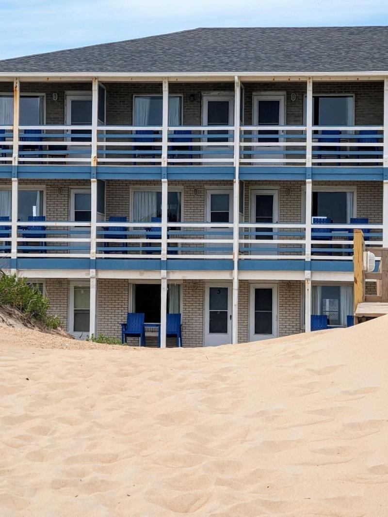Blue Heron Motel image