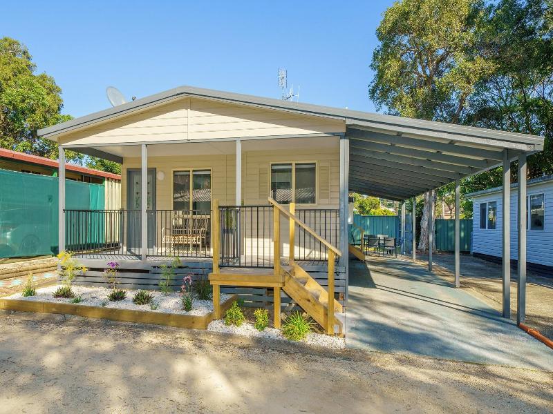 Flynns Beach Caravan Park