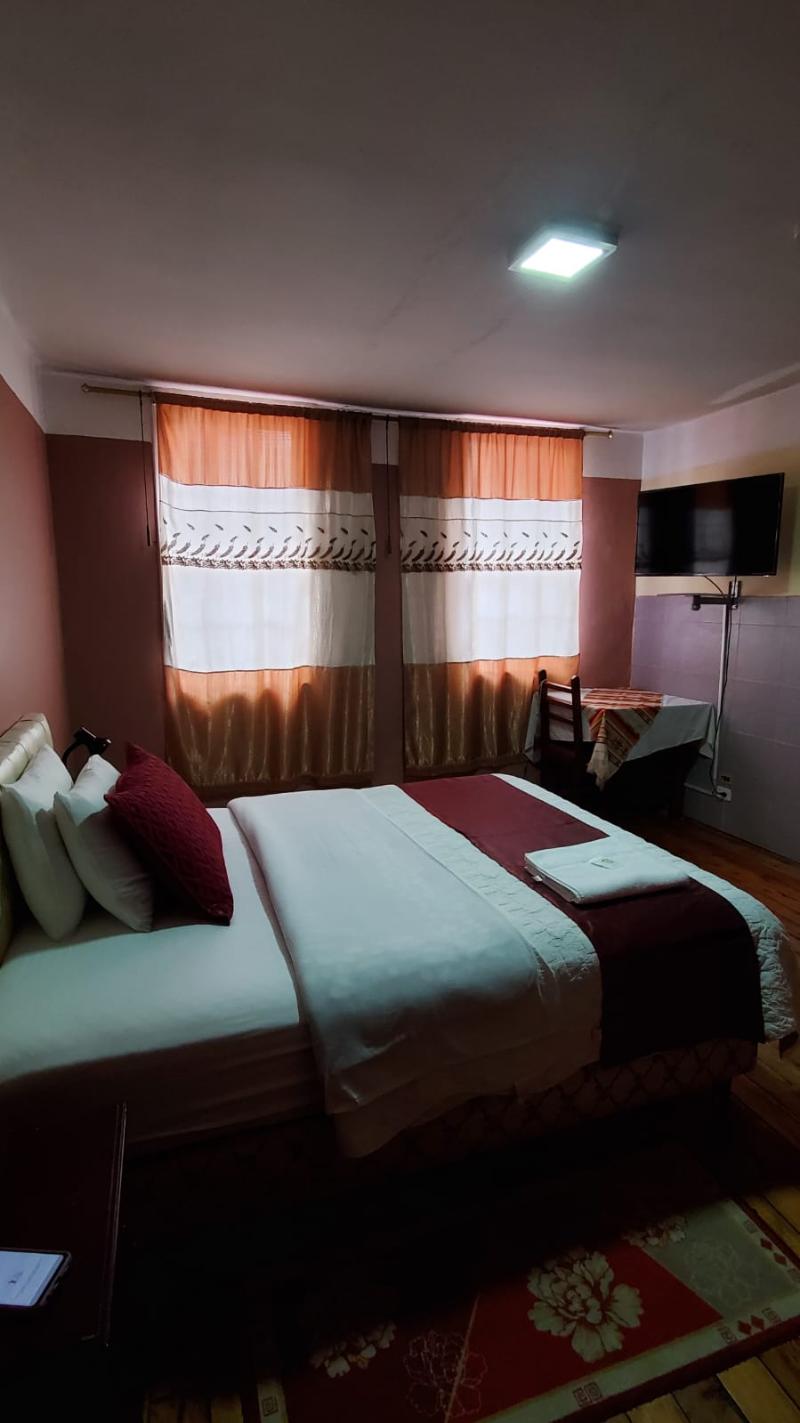 Hostal Bolivar Inn 3