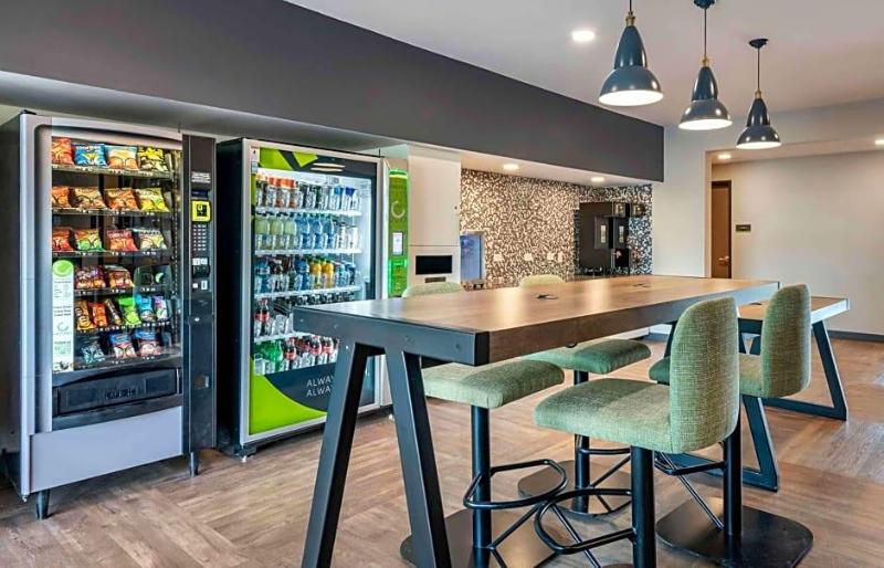 Extended Stay America Premier Suites Tampa Fairgro image