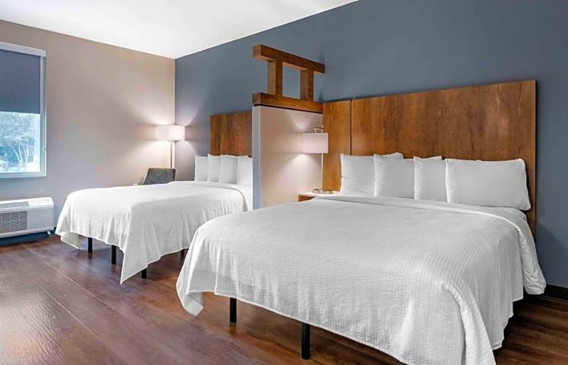Extended Stay America Premier Suites Tampa Fairgro image