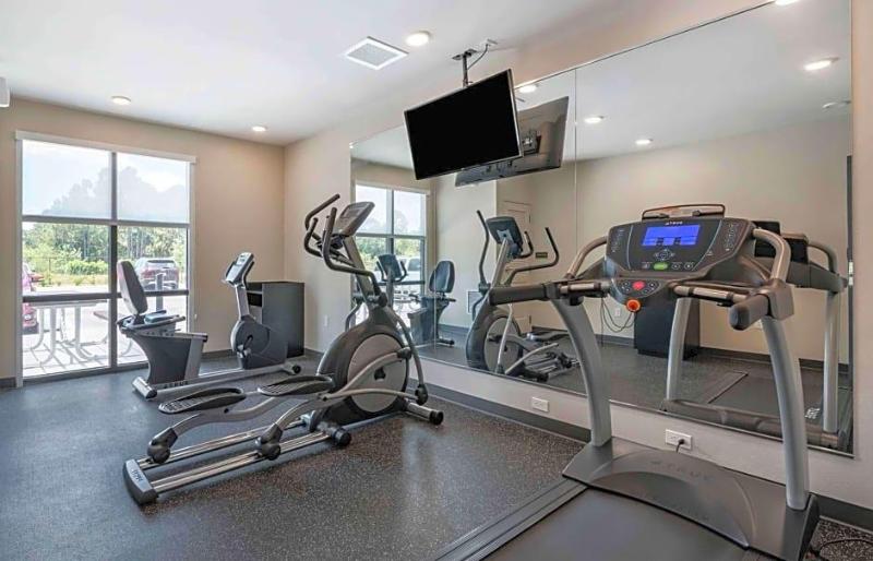 Extended Stay America Premier Suites Tampa Fairgro image