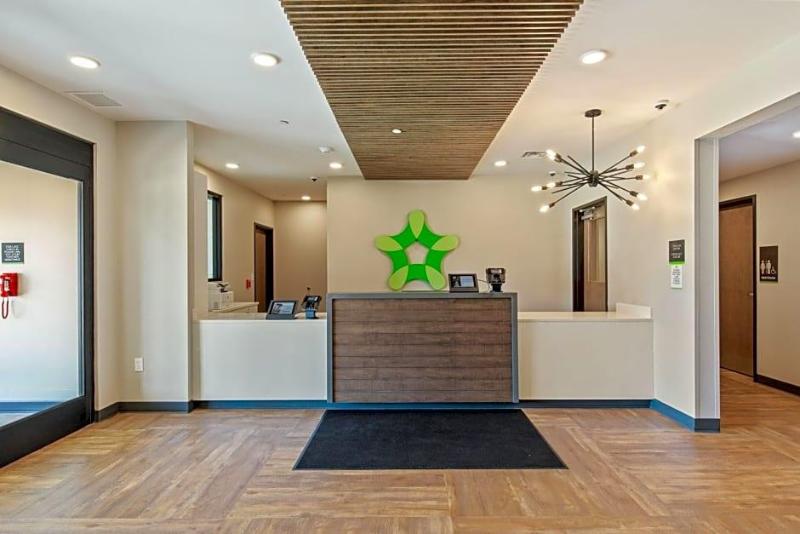 Extended Stay America Premier Suites Tampa Fairgro image