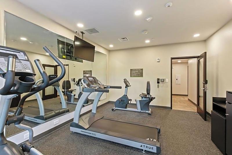 Extended Stay America Premier Suites Tampa Fairgro image