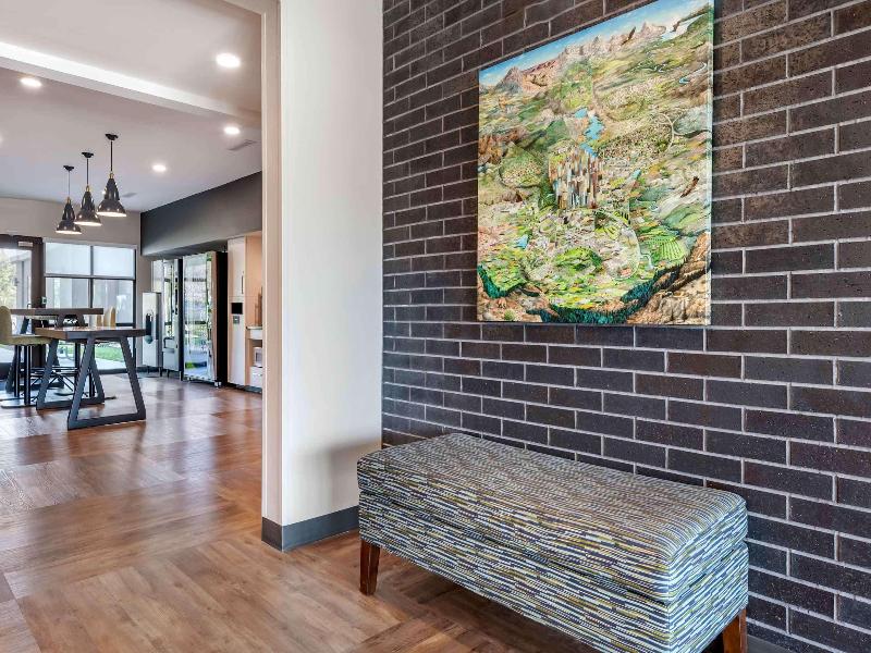 Extended Stay America Premier Suites Tampa Fairgro image