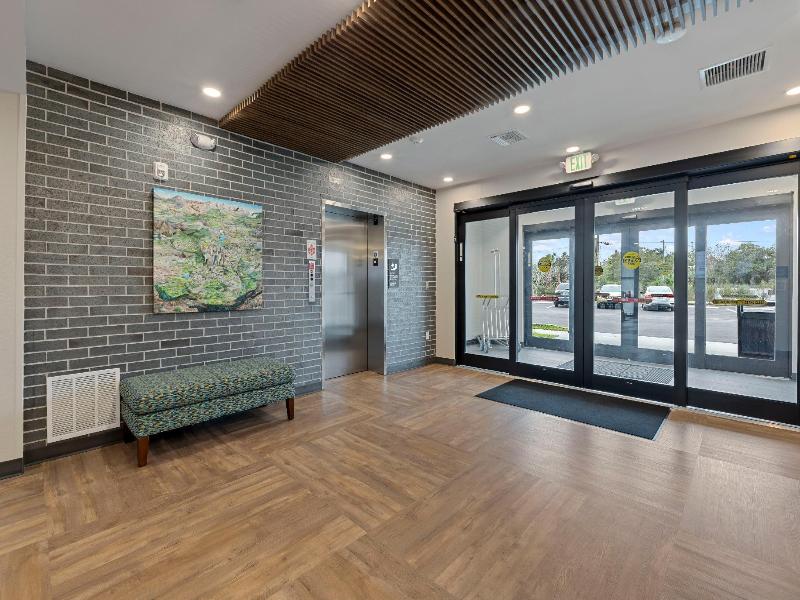 Extended Stay America Premier Suites Tampa Fairgro image