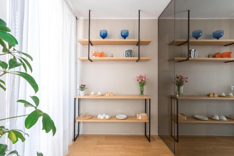 Archã¨ Design Rooms And Suites image
