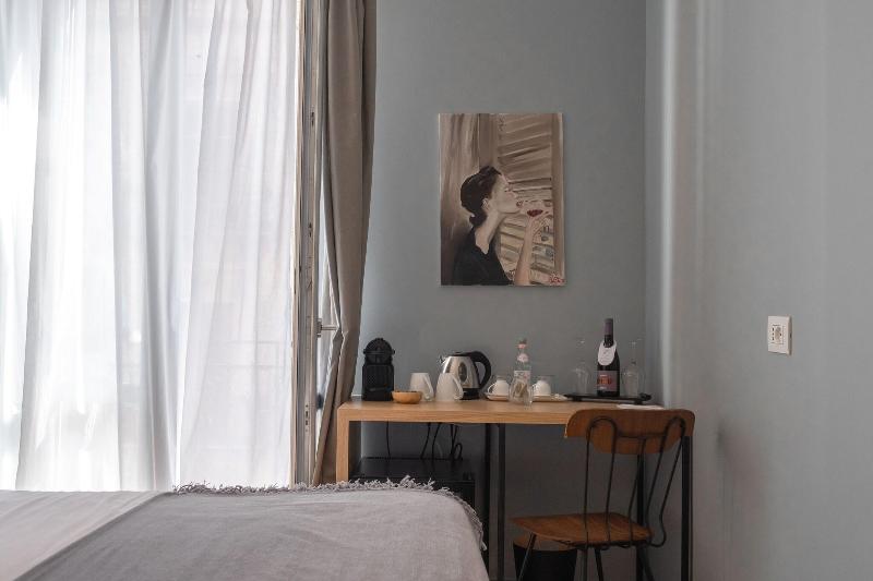 Archã¨ Design Rooms And Suites image