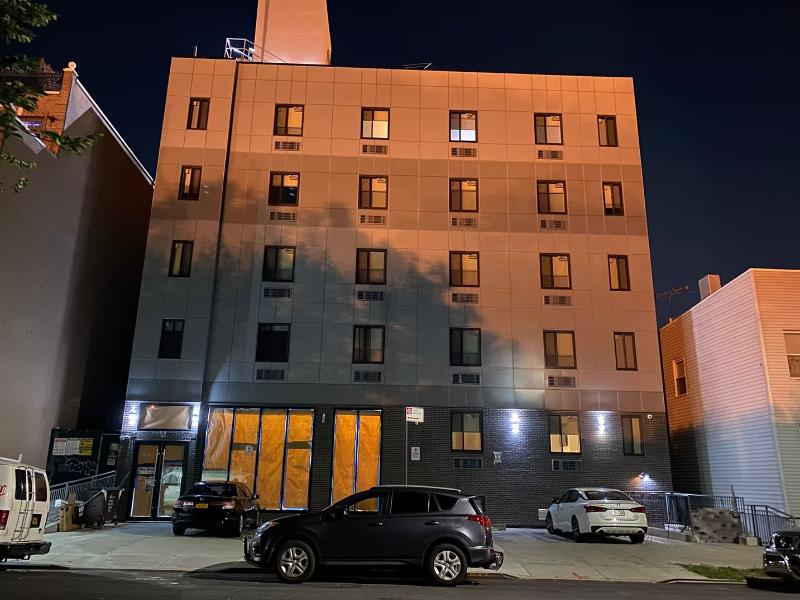 King Hotel Brooklyn Sunset Park image