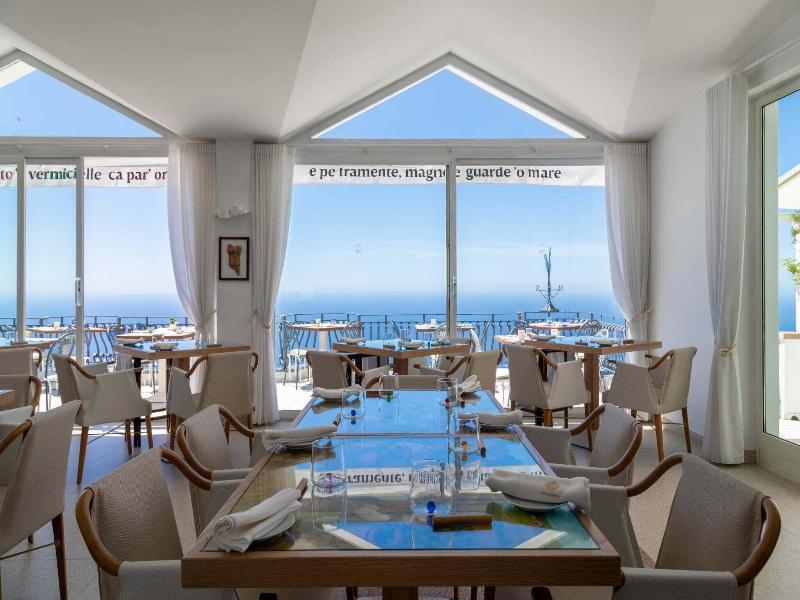 Albergo Dipinto Bacco Furore image