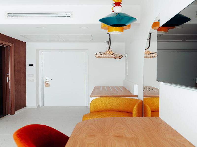 Albergo Dipinto Bacco Furore image