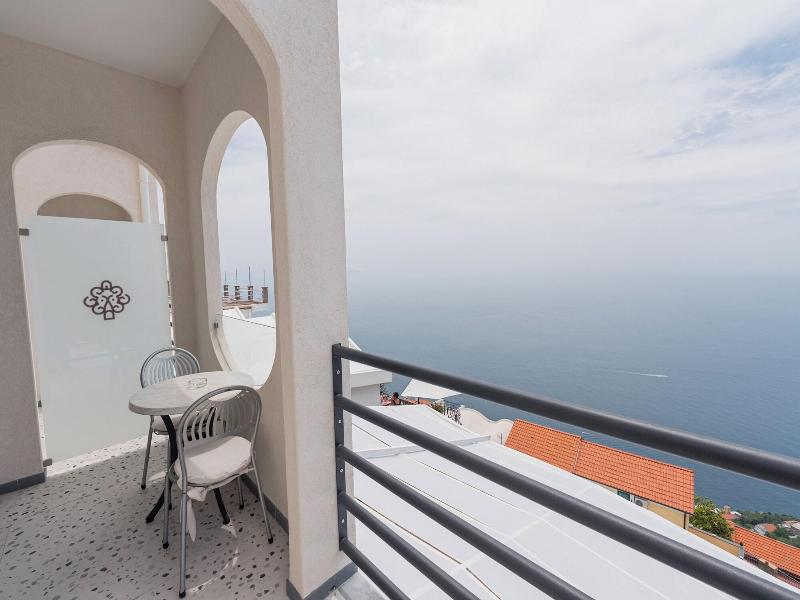 Albergo Dipinto Bacco Furore image