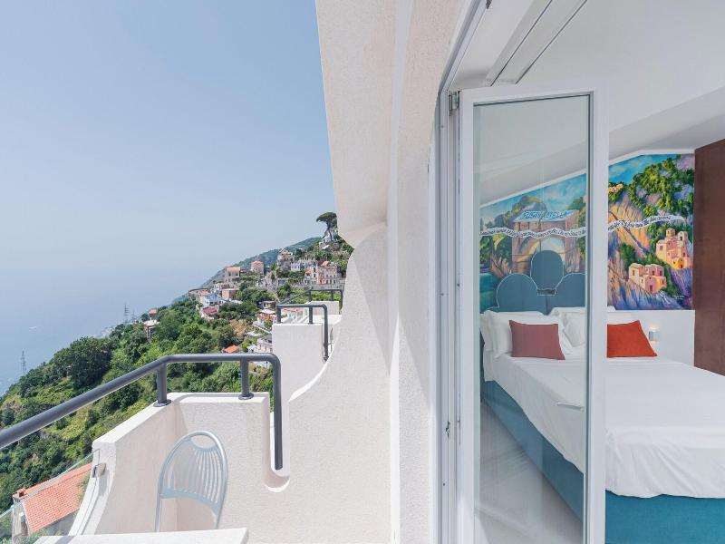 Albergo Dipinto Bacco Furore image