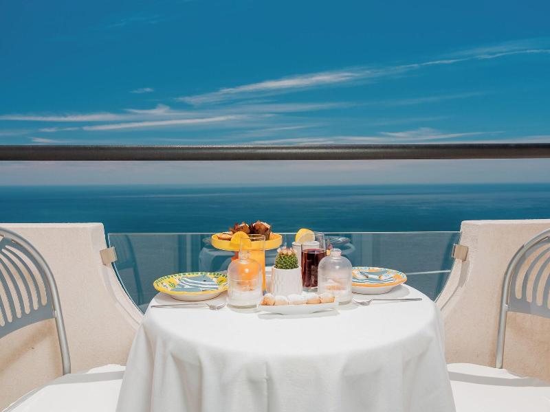 Albergo Dipinto Bacco Furore image