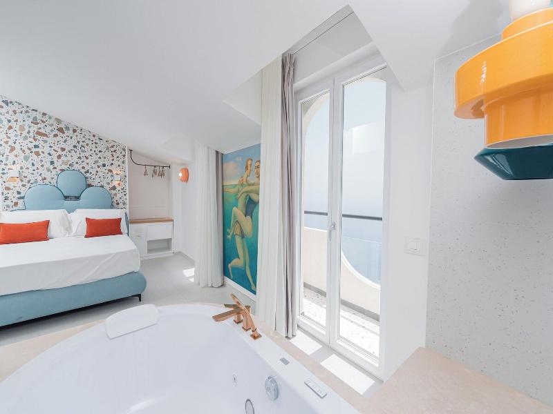 Albergo Dipinto Bacco Furore image