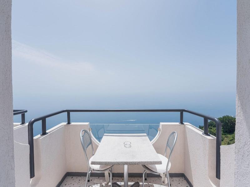 Albergo Dipinto Bacco Furore image