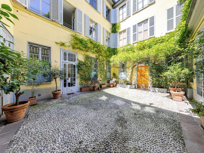 Duomo Smart Suites image