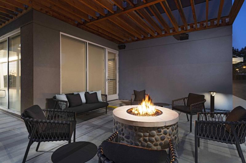 Towneplace Suites By Marriott Brentwood image