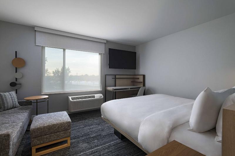 Towneplace Suites By Marriott Brentwood image