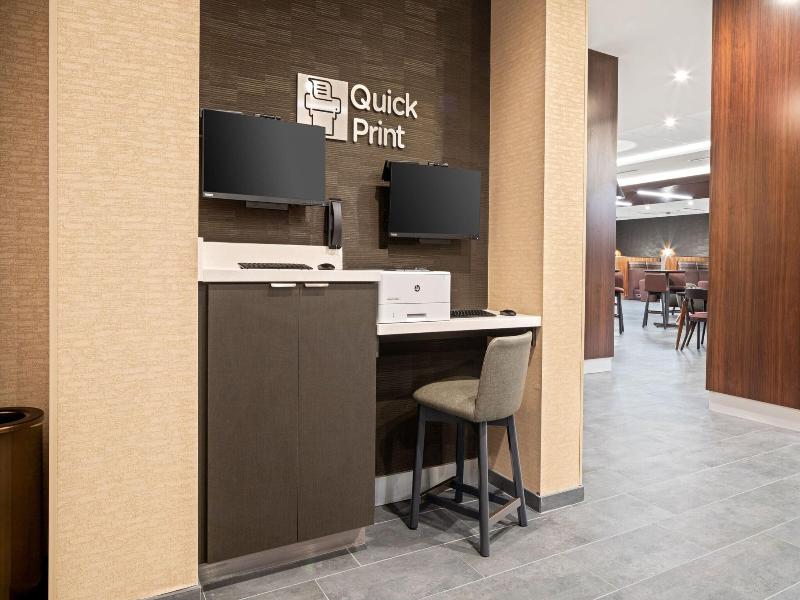 Courtyard By Marriott Houston Northeast image