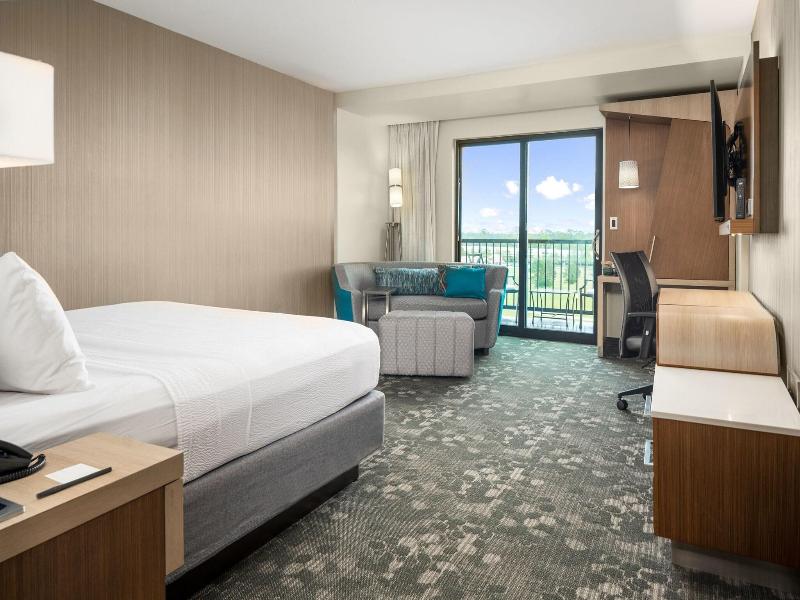 Courtyard By Marriott Houston Northeast image