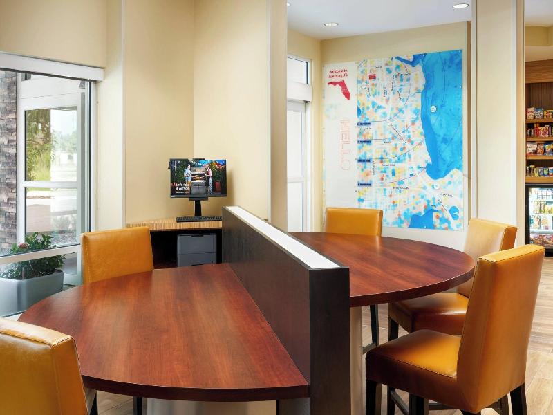 Towneplace Suites By Marriott Leesburg image