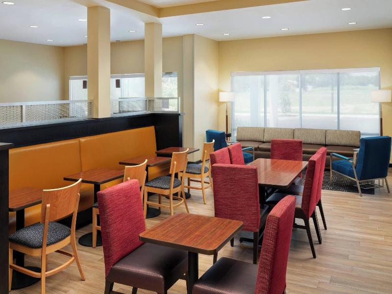 Towneplace Suites By Marriott Leesburg image