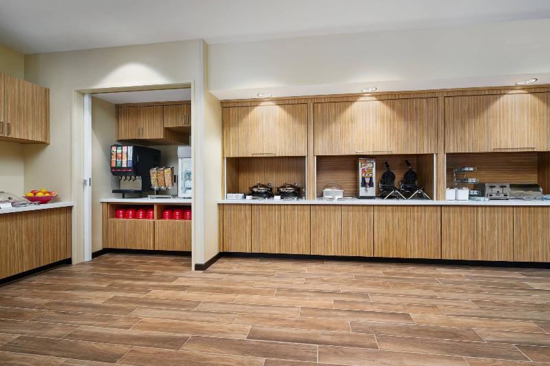Towneplace Suites By Marriott Leesburg image