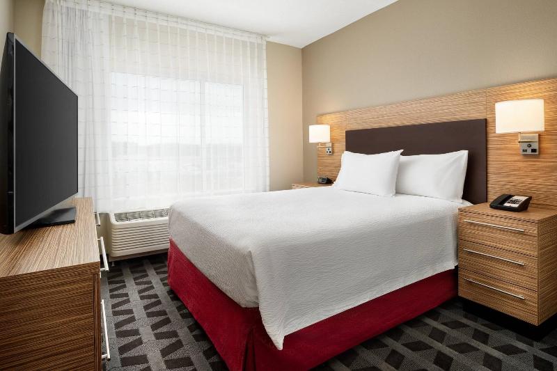 Towneplace Suites By Marriott Leesburg image
