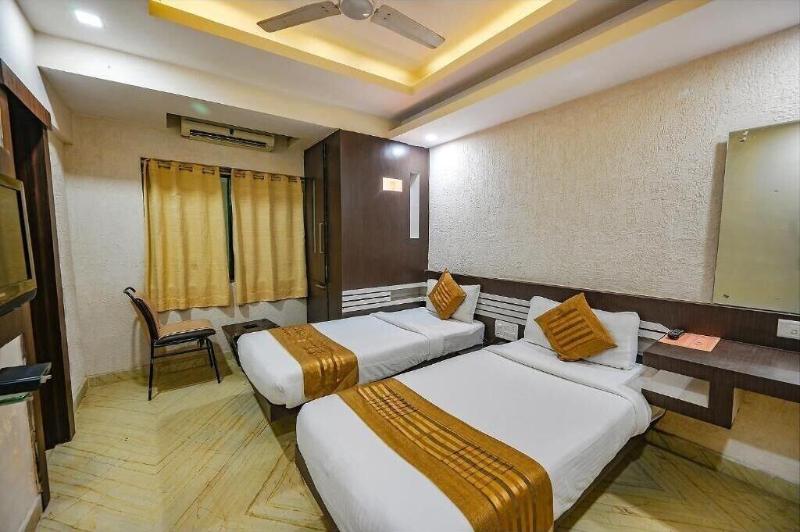 Hotel Accord image