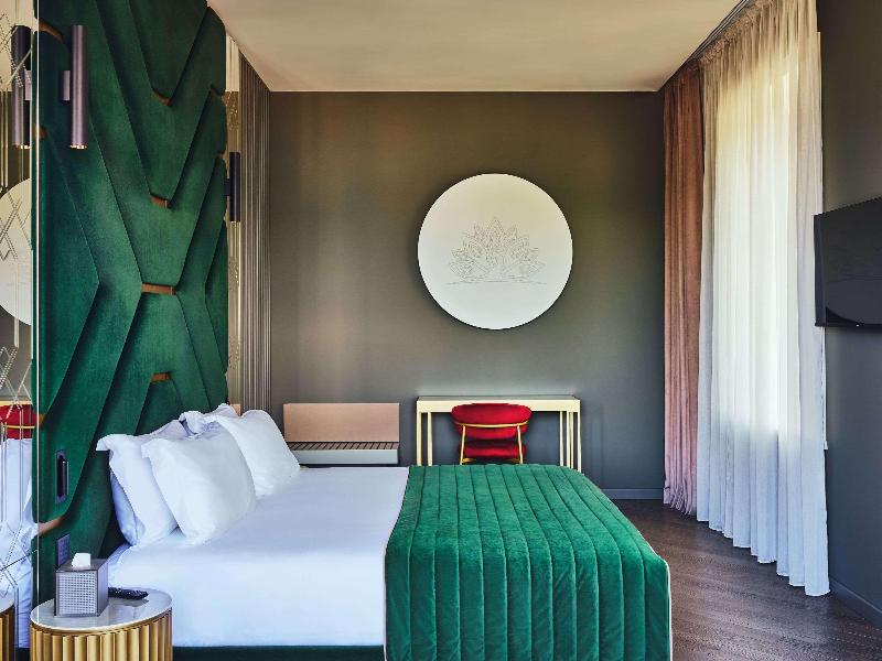 Boutique Hotel Stresa image