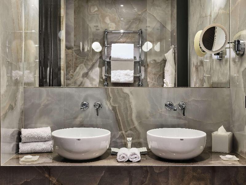 Boutique Hotel Stresa image