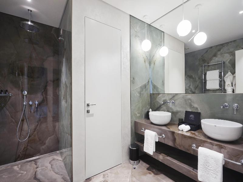 Boutique Hotel Stresa image