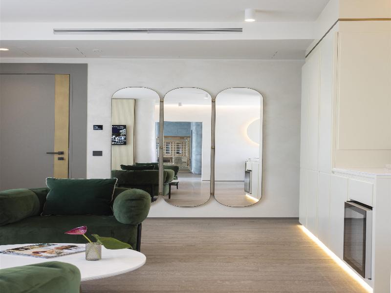 Boutique Hotel Stresa image