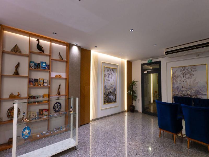 Gurtas Hotel image