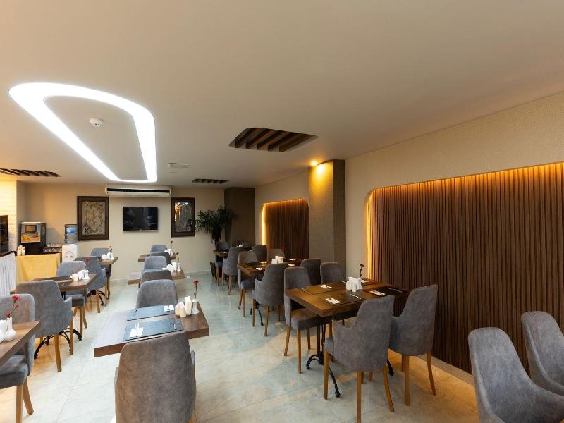 Gurtas Hotel image