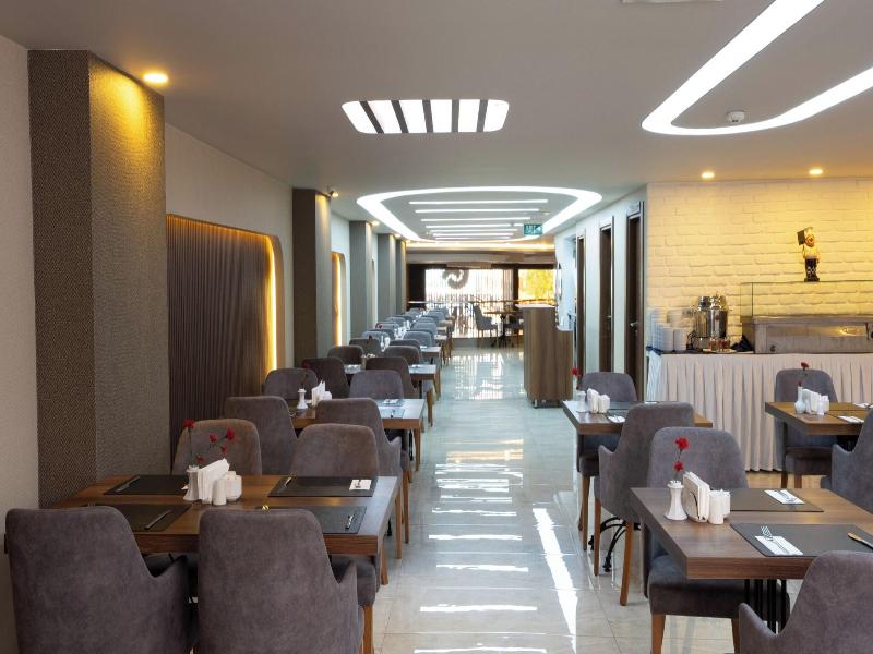 Gurtas Hotel image