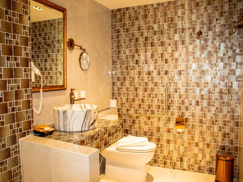 Siri Grand Bangkok Hotel image
