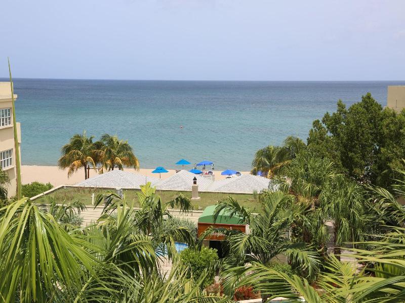 The Hamilton Beach Villas Spa image
