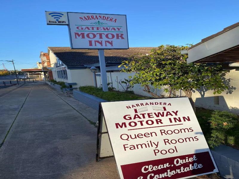 Gateway Motor Inn