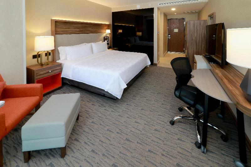 Holiday Inn Hotel And Suites Mexico Felipe Angeles image