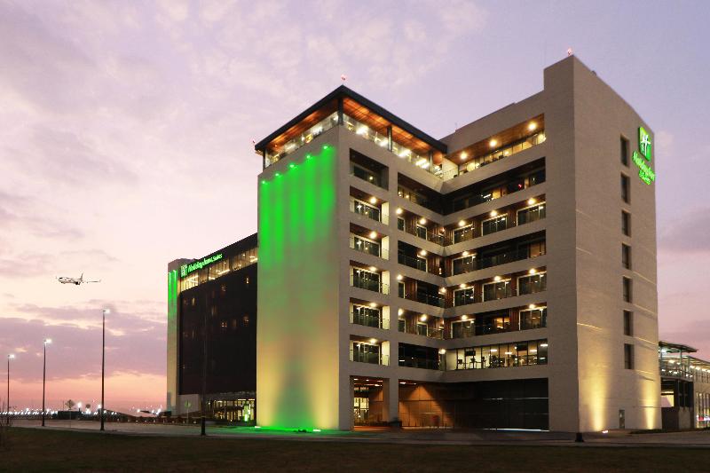Holiday Inn Hotel And Suites Mexico Felipe Angeles image