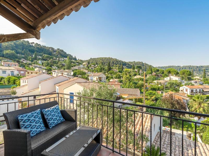 Maison Carles Bnb image