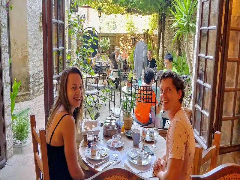 Maison Carles Bnb image
