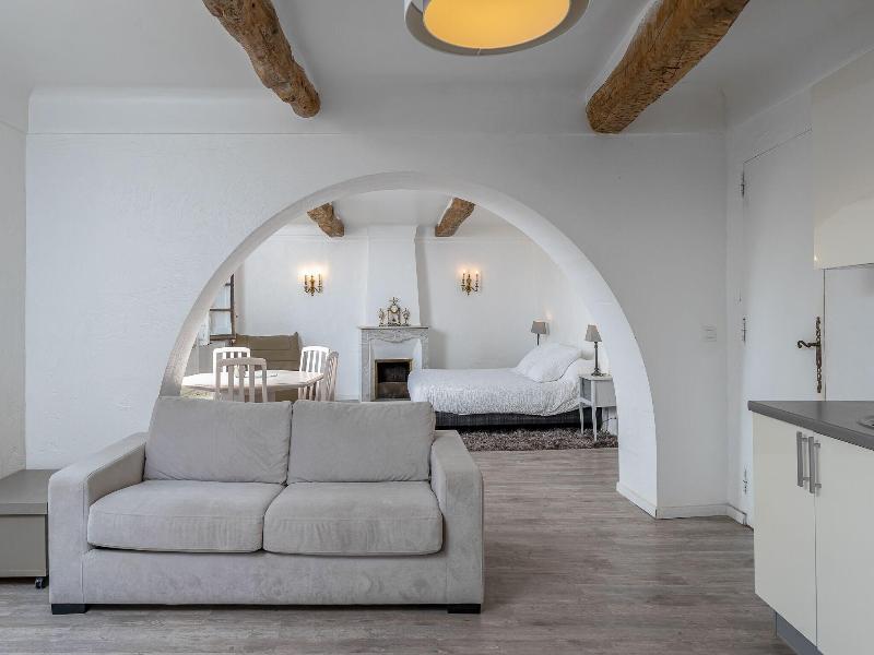Maison Carles Bnb image
