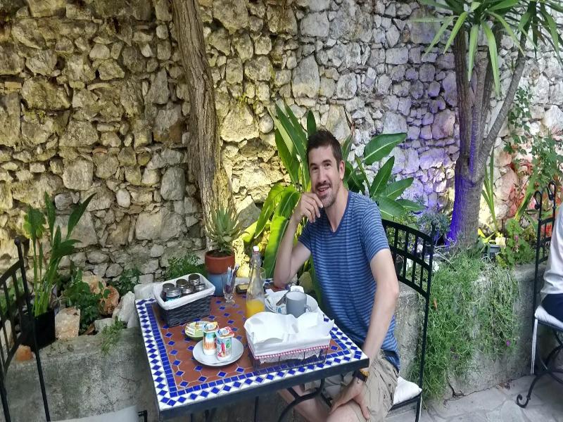 Maison Carles Bnb image
