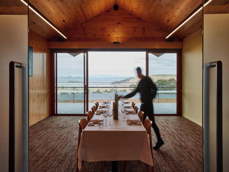 Iron Creek Bay Farm Stay
