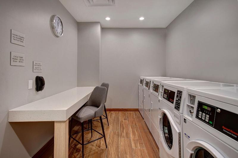 Towneplace Suites By Marriott Cincinnati Airport S image